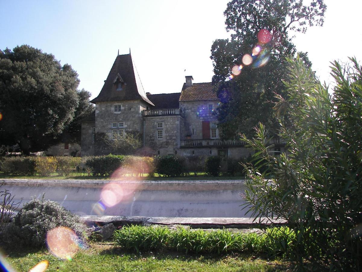 Bed and Breakfast Domaine Du Noble Saint-Jean-de-Thurac Экстерьер фото